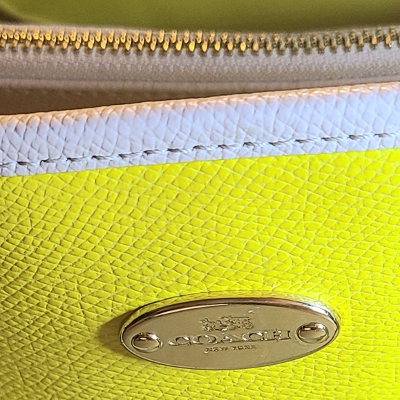 Coach Purse - Picture 4 of 11